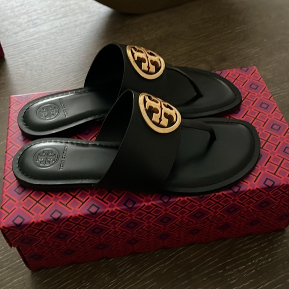 Tory Burch - Benton Band Flat Sandal / Calf Leather / Perfect Black / Size 7 - Picture 4 of 6